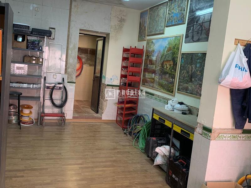 Foto c3051df4-0cd3-4762-950c-fcb05b4df37a. Local comercial en Comillas Madrid