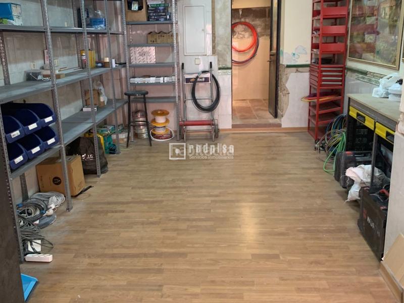 Foto d92a581b-f847-4f2a-af36-aa5f141f0488. Local comercial en Comillas Madrid