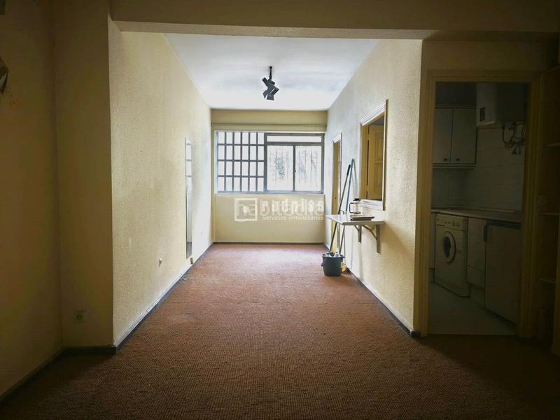 Foto 49553ba4-d3e6-4400-8815-51647d7f074f. Local comercial en Comillas Madrid
