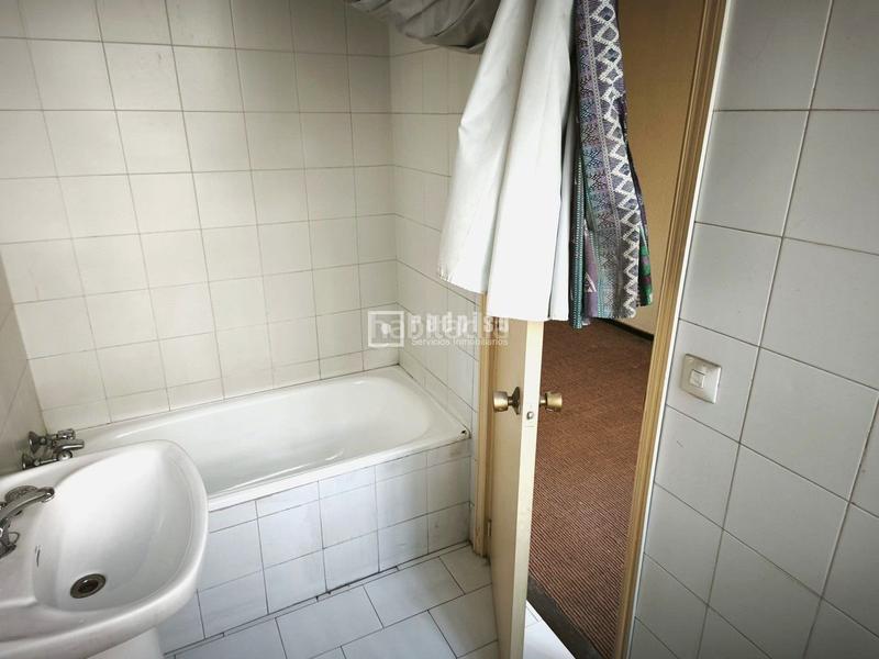 Foto 65215931-f767-4bf3-ac8a-9377c0f9a004. Local comercial en Comillas Madrid