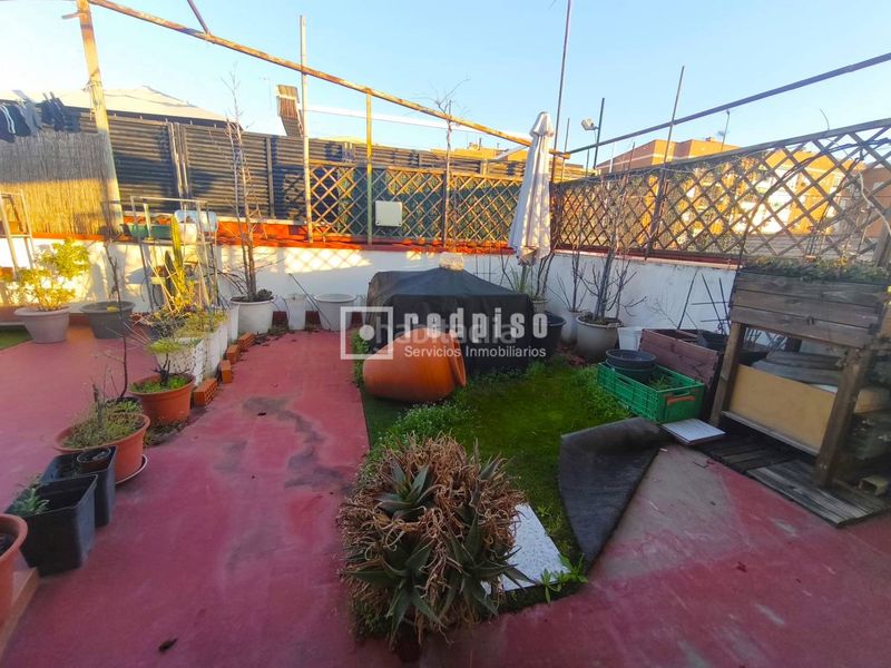 Foto 1fb480aa-32a9-44fb-9c8d-70a653e2f04b. Piso en Comillas Madrid