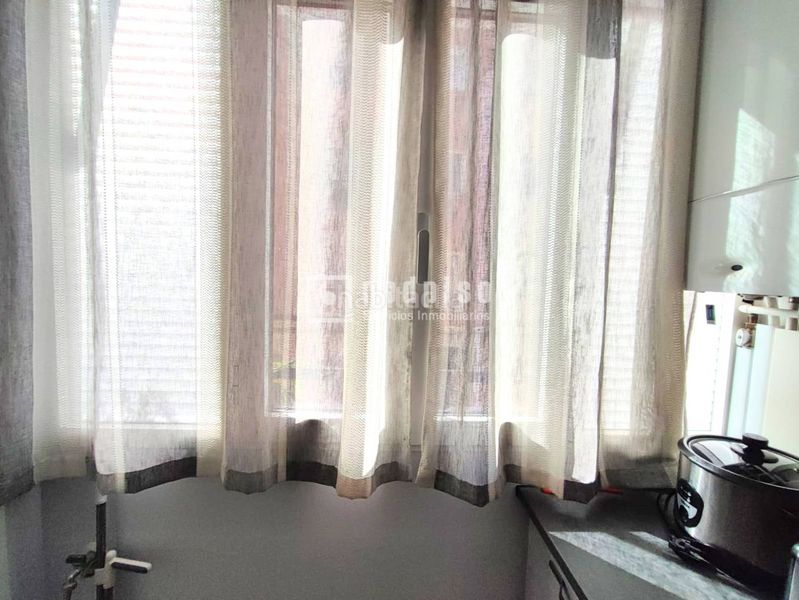 Foto e3dbef6e-ea6b-4c58-aedb-44ccf5830e44. Piso en Comillas Madrid