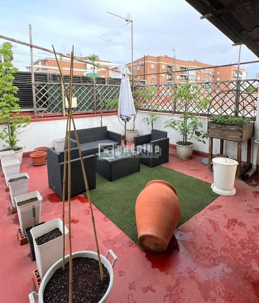 Foto 481762d8-31bd-4bff-ac35-7fbcac14247a. Piso en Comillas Madrid
