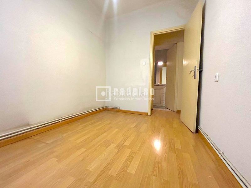 Foto 0a90f798-2cc1-4ce2-a9e4-13752d8d7bec. Flat with heating parking in Comillas Madrid