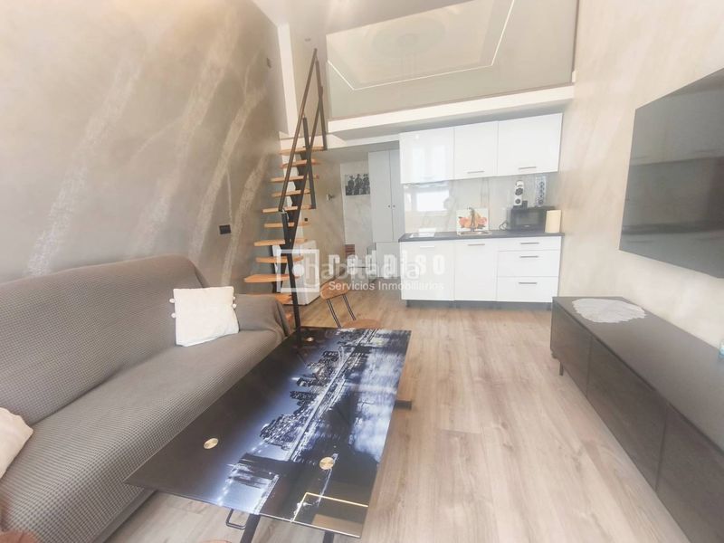 Foto 00c43d14-9f1e-4568-96a0-fb2168753dc4. Piso en Comillas Madrid