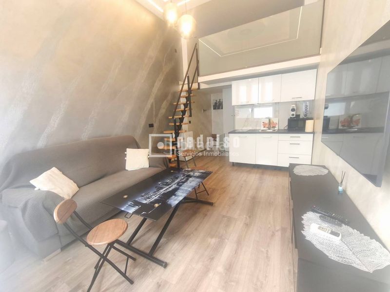 Foto c4bbe43c-13a1-42c6-8d8f-da6c4828d7b2. Piso en Comillas Madrid