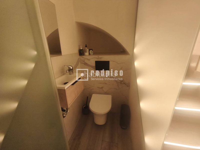 Foto f37c4588-0f6a-4ca2-8088-c585a9ed416d. Piso en Comillas Madrid