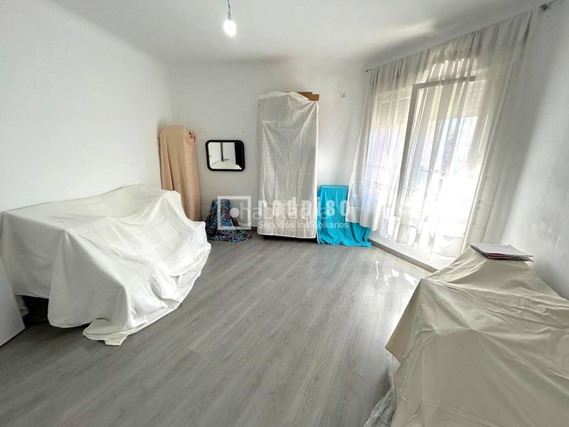 Foto 08d4f2fd-3cf9-4d87-8294-9c6c0a910a6d. Piso en Comillas Madrid