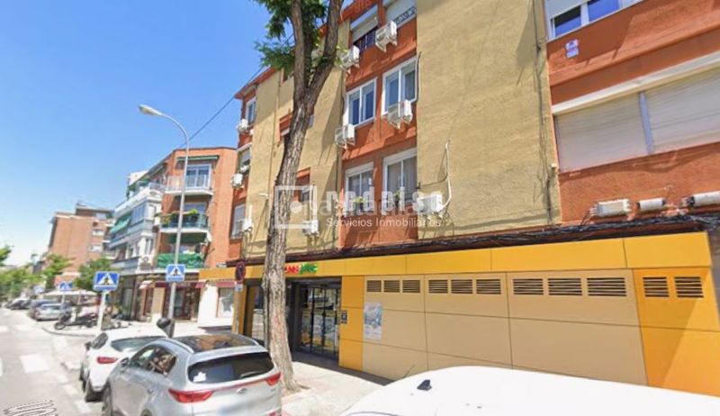 Foto 9b9b9c76-333e-4753-a54c-78fc6f4a1bb3. Piso en Comillas Madrid