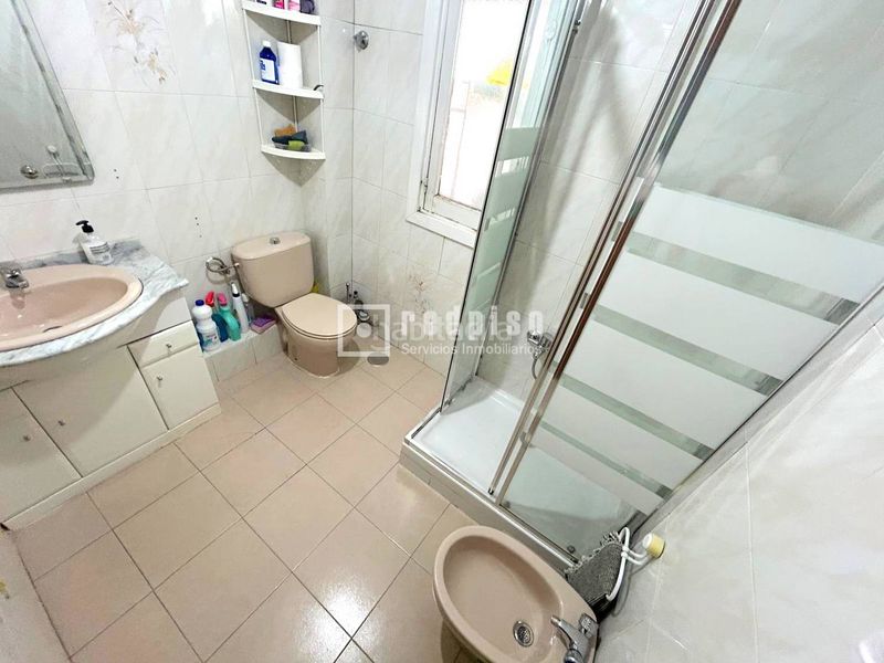 Foto ea677a8f-95a8-4c3e-a756-1ffbd804a8ff. Piso en Comillas Madrid