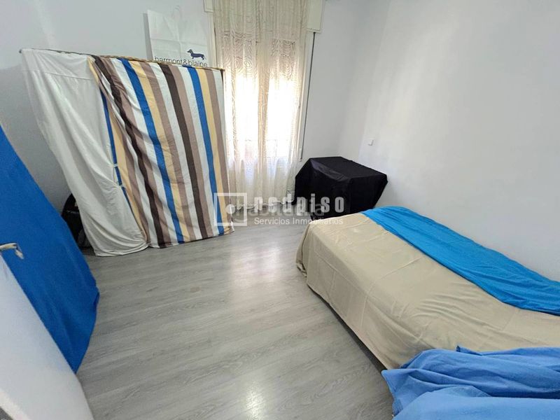 Foto fe28f57b-b01e-41ae-99ef-b2b127b7291d. Piso en Comillas Madrid