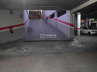 Parking coche en AZUFRE