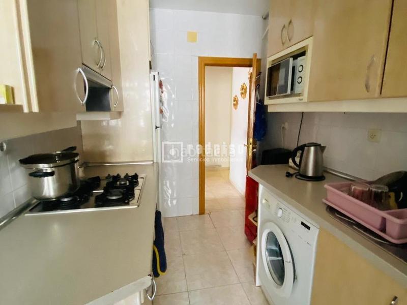 Foto ef1cd504-25ea-4c03-977d-d438e2d26bf9. Piso un hogar con todo lo que necesitas en Los Rosales Madrid