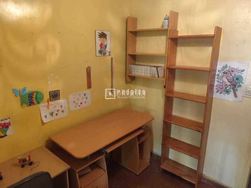 Foto 47c6e5f1-510b-48b8-a46c-8dd0a3fe378f. Appartamento in Los Rosales Madrid