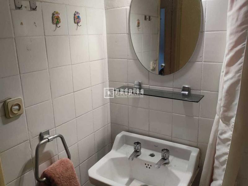 Foto d35bb66d-55a9-475c-8e19-e28977dc9905. Appartamento in Los Rosales Madrid