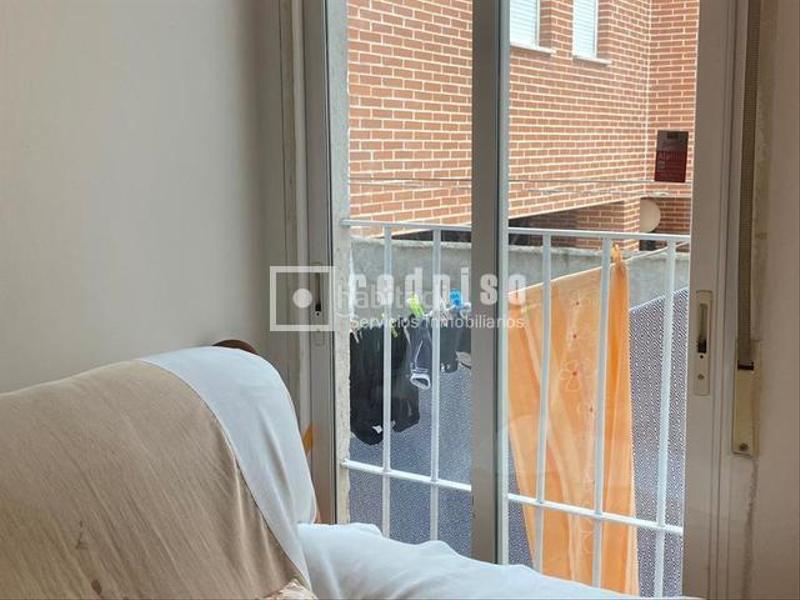 Foto 002b3f24-2822-41da-a6a8-6a60aba26ff5. Piso tu hogar te está esperando en Los Rosales Madrid