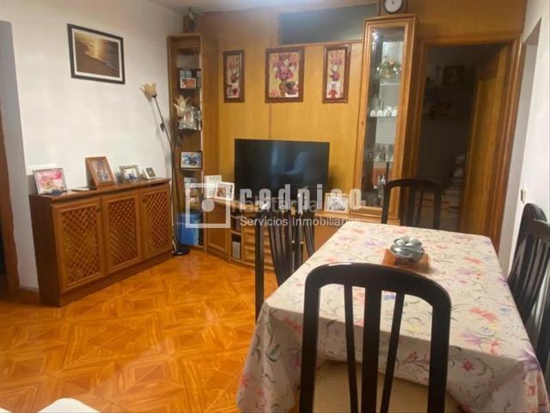 Foto 397950b2-e70f-4cc0-a4fb-7f7c816d6e78. Piso tu hogar te está esperando en Los Rosales Madrid