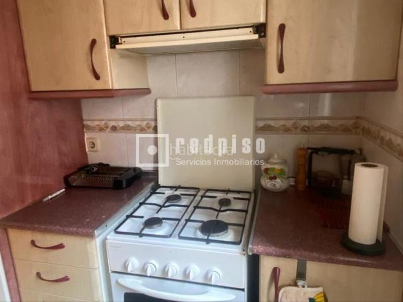 Foto 7229287e-f6de-46e1-a5cc-11674fc3ba15. Piso tu hogar te está esperando en Los Rosales Madrid