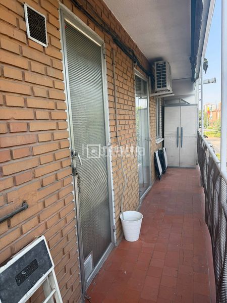 Foto 6283d240-8877-4ee3-ba06-ea8e2ddb3e7c. Pis amb calefacció a Los Rosales Madrid