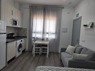 Lloguer Apartament  Calle lope de rueda. Apartamento loft de corta temporada