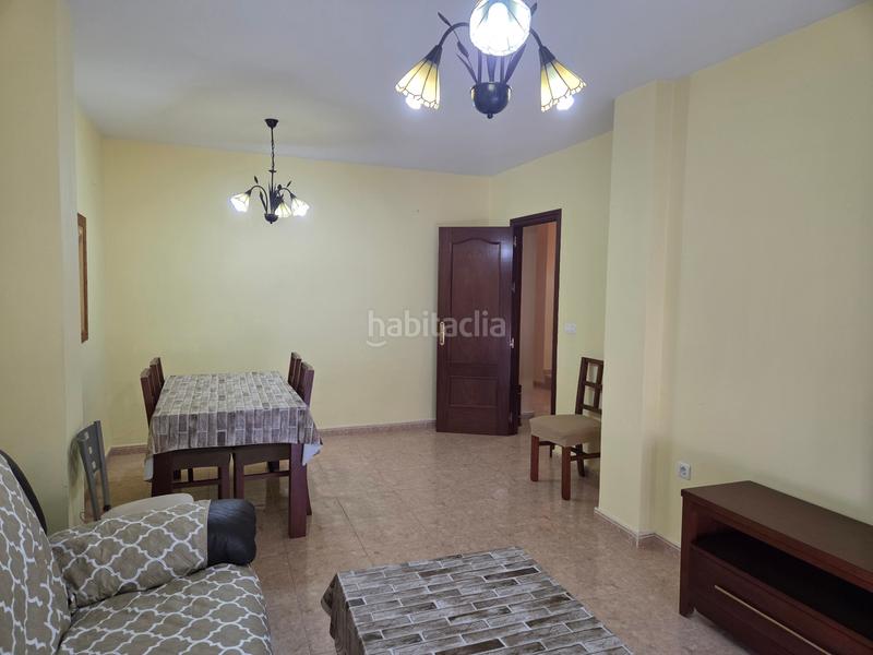 Foto 5970e0bd-eaea-4734-83be-a6251db87765. Lloguer casa amb aparcament a Santa Isabel Málaga