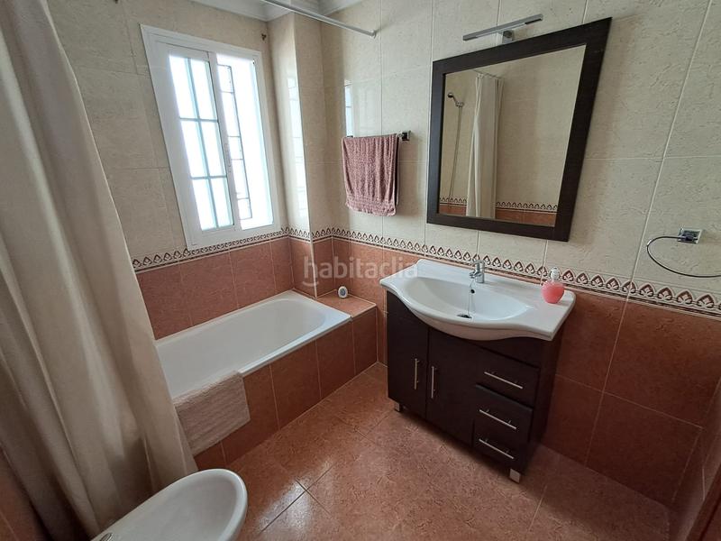 Foto a6335965-a3e3-4908-80cb-f23c42caa1a5. Lloguer casa amb aparcament a Santa Isabel Málaga