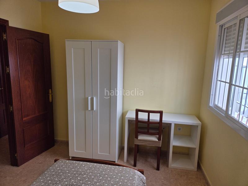 Foto af85b492-f790-47cb-9363-1001b2a5b0b3. Lloguer casa amb aparcament a Santa Isabel Málaga