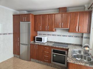 Rent House  Calle lope de rueda. 4 estudiantes, cerca de universidad teatinos