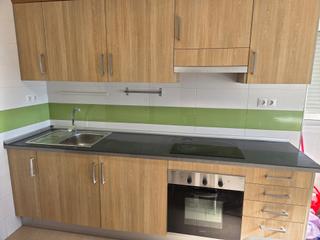 Location Appartement  Calle lope de rueda. Piso estudiantes junto a parada de bus