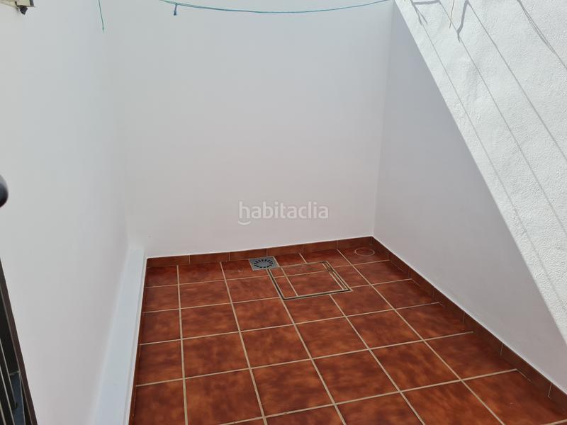 Foto 02bb1eb3-8c03-47f3-9074-bfb130d9ac9e. Alquiler apartamento  centrico con patio y terraza en Málaga