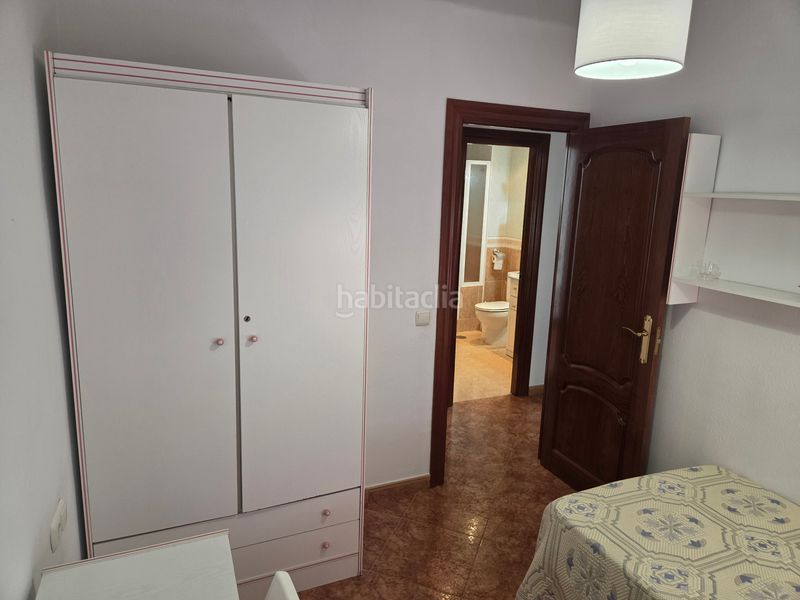 Foto a95c26c4-6442-42c2-bfd5-d8e022d31f0d. Rent flat in Portada Alta - Pol. Crta. De Cártama Málaga