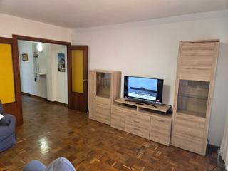 Lloguer Pis  Avenida carlos haya. Piso estudiantes. hospital carlos de haya