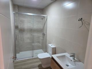 Appartement  Calle lope de rueda. Piso a estrenar, 2 dormitorios y 2 baños
