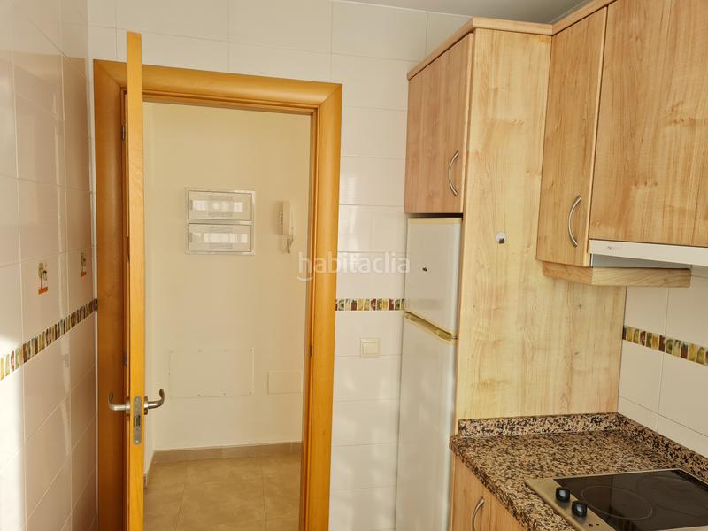 Foto fe955bb7-a54d-4d0a-a62e-0f432fd96af9. Affitto appartamento in Los Almendros - El Limonero - El Tomillar Málaga