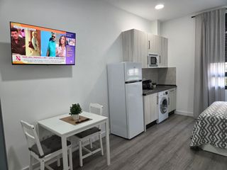 Alquiler Apartamento  Calle lope de rueda. Apartamento vacacional corta estancia de 3 a 6 meses