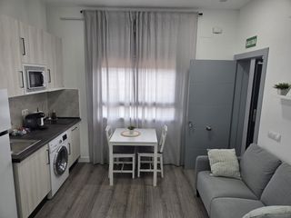 Rent Apartment  Camino del orozco. Apartamentos corta estancia, junio julio agosto