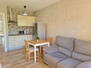 Affitto Piccolo appartamento  Calle lope de rueda. Apartamento con terraza, zona centro puerto de la torre
