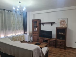 Affitto Appartamento  Calle lope de rueda. Piso exterior seminuevo 800