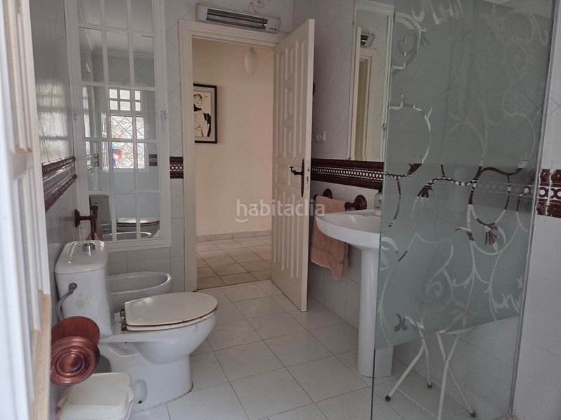 Foto cc2c53c2-c4ac-494c-9b32-95b5c7c65cd7. Xalet amb aparcament piscina a Benajarafe