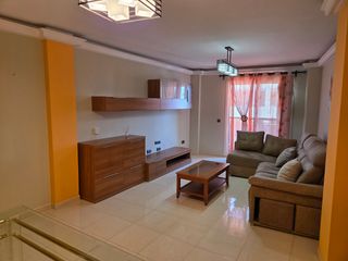Location Appartement  Camino viejo de vélez. Piso torre benagalbón -  parking - a 250 metro de la playa.