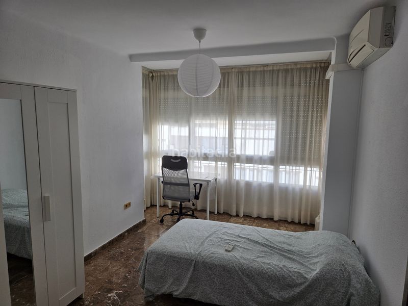 Foto aa7b98cb-0061-4bea-836b-e8879e55706d. Rent flat in pasaje aránzazu 4 in Los Castillejos - La Trinidad Málaga