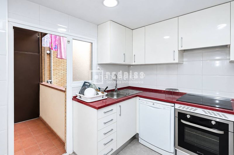 Foto 3771d569-1f08-4047-8de8-aee750f60687. Flat with heating in Humanes de Madrid