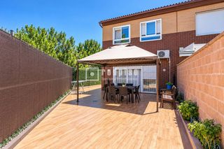 Chalet in Cubas de la Sagra. Espectacular chalet en venta con excelentes zonas comunes y pisc