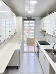 Appartamento in Humanes de Madrid. Amplia vivienda de 3 dormitorios y 2 baños con gran salóncomedor
