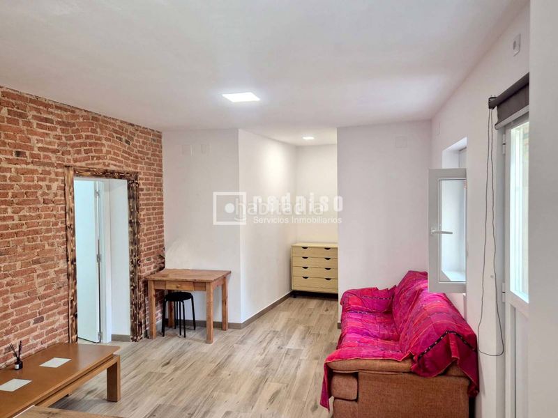 Foto e25046c9-662a-42d5-be36-005d04f99f55. Local comercial a Opañel Madrid