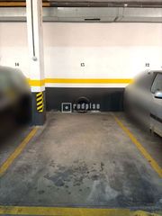 Autoparkplatz in de la Solana de Opañel