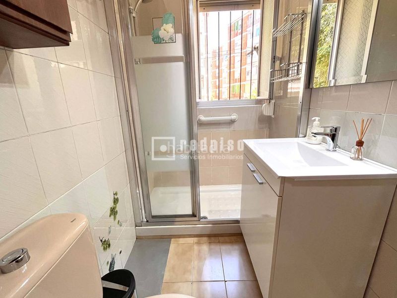 Foto 8ec715ac-a2d3-400a-8369-ddab5b05acce. Flat with heating in Opañel Madrid