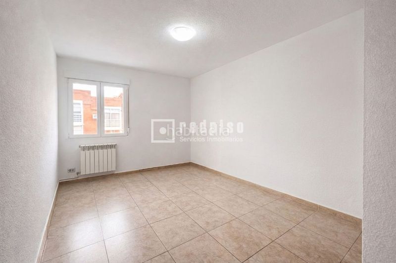 Foto 1b8ac70e-c8af-49e9-b725-a3fec7b08e8d. Pis amb calefacció a Opañel Madrid