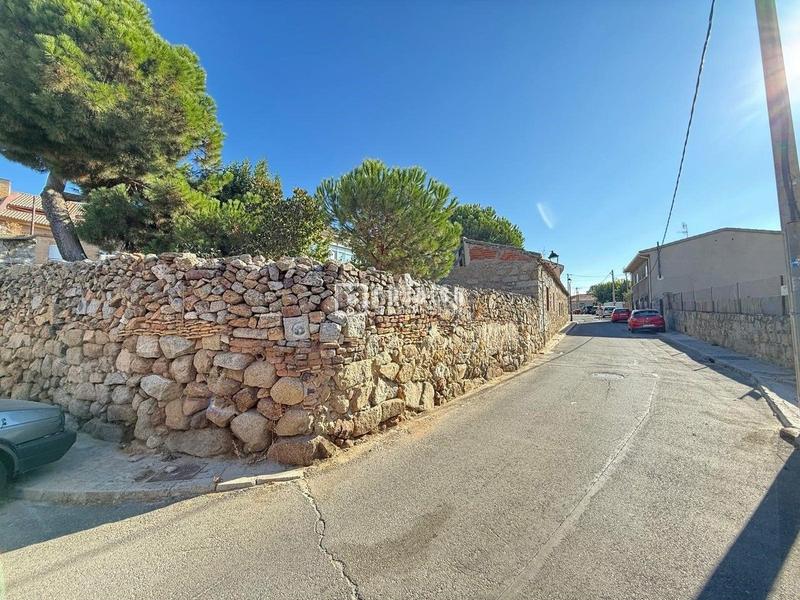 Foto e66e1c2c-deea-4ecf-9dd2-d3cddcbee0cb. Terreno residencial parcela en venta en Valdemorillo pueblo Valdemorillo