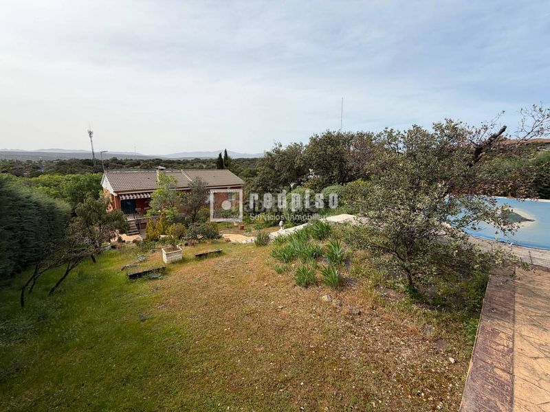 Foto f1a6ed4b-7def-4d1f-8dc0-9609366002e1. Xalet amb calefacció aparcament piscina a Cerro Alarcón Valdemorillo